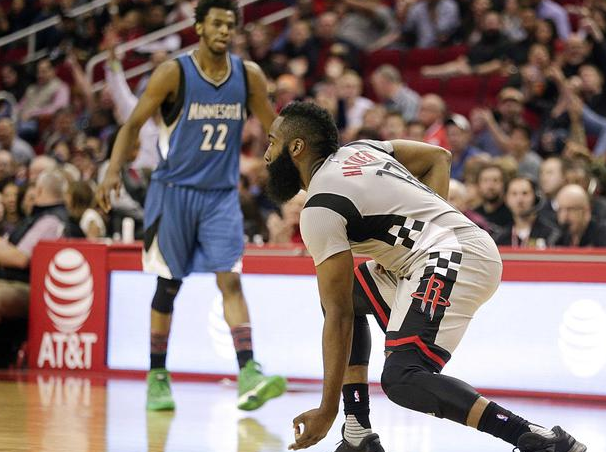 表现相当出 表现相当出