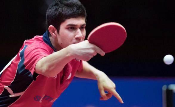 3亿美元的 3亿美元的