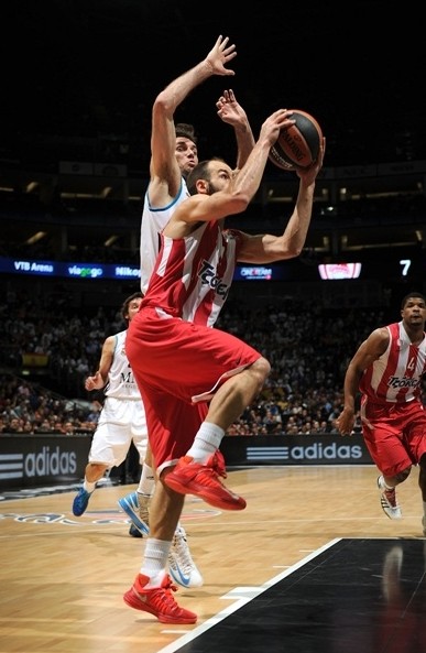 进攻动线更 进攻动线更